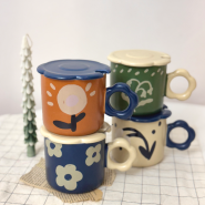 ماگ گل و طرح طبیعت مینیمال