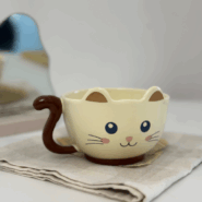 ماگ فانتزی گربه و پنجه – لیوان سرامیکی با طرح پنجه در کف – هدیه خاص برای دوستداران گربه